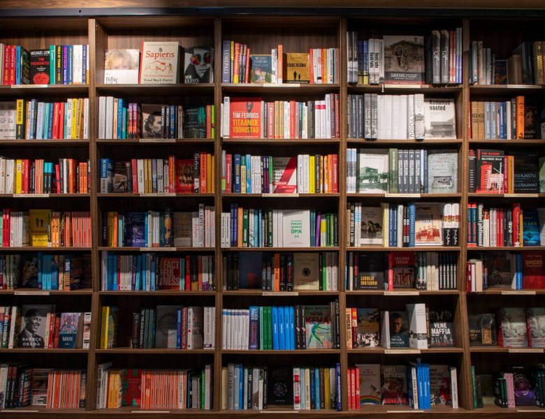 📗Как ухаживать за книгами?