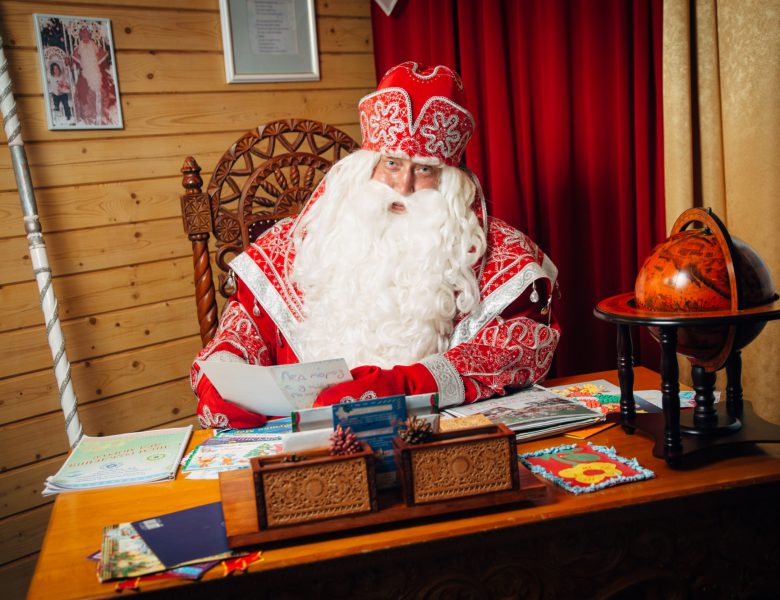 Путешествие в волшебство новогодних традиций!