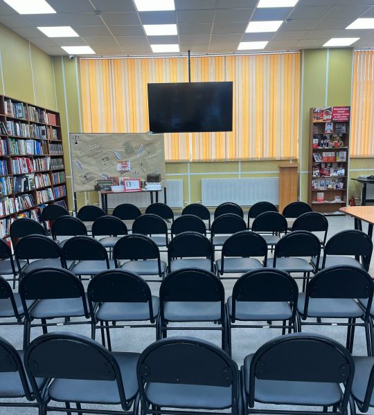 Приглашаем на коворкинг в модельную библиотеку им. Б. А. Богаткова!